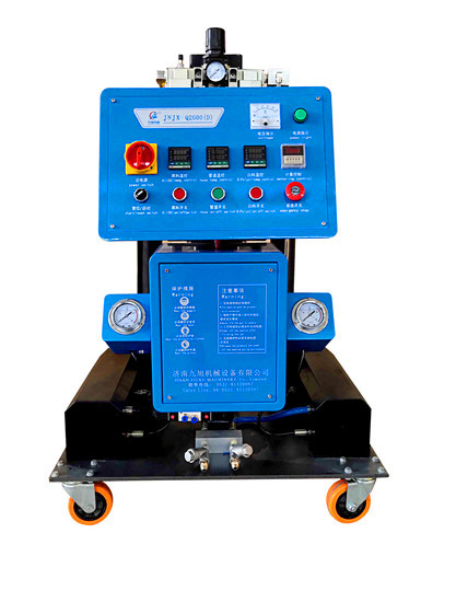 聚氨酯噴涂設(shè)備JNJX-Q2600(D)型(圖1)